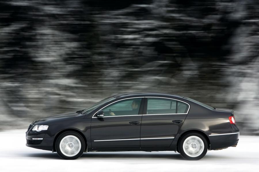 Volkswagen Passat 2005 года  (фото 29 из 161)